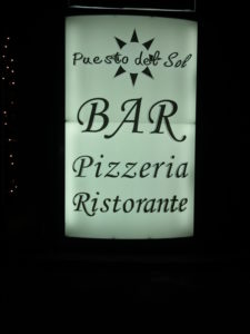 Totem luminoso bifacciale