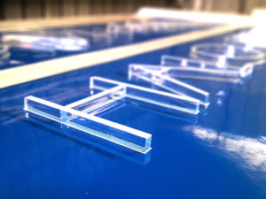 Lettere in plexiglas da 8m.m. taglio laser