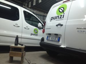 Decorazione mezzo aziendale